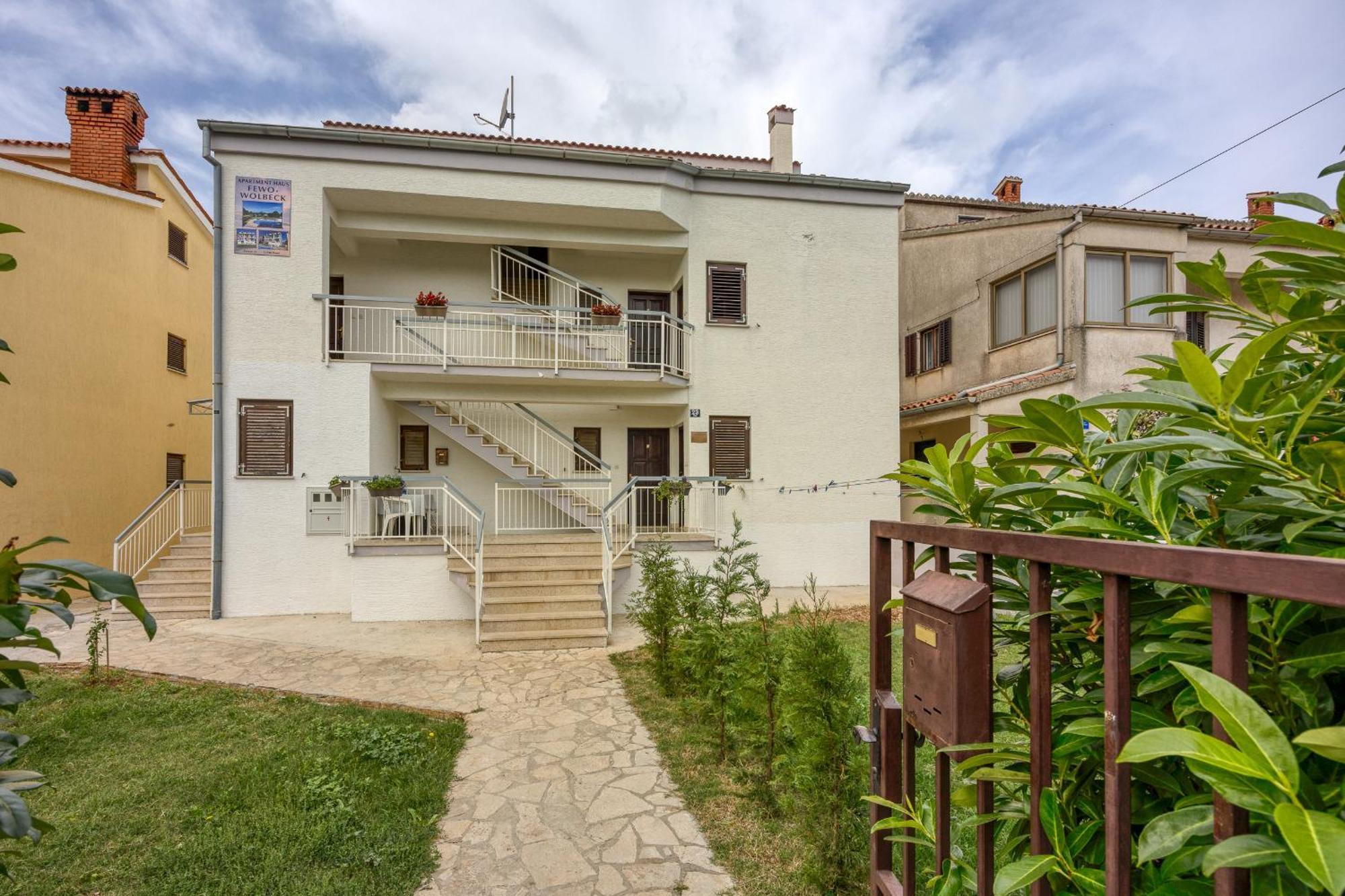 Apartment-Haus Wolbeck Пореч Экстерьер фото