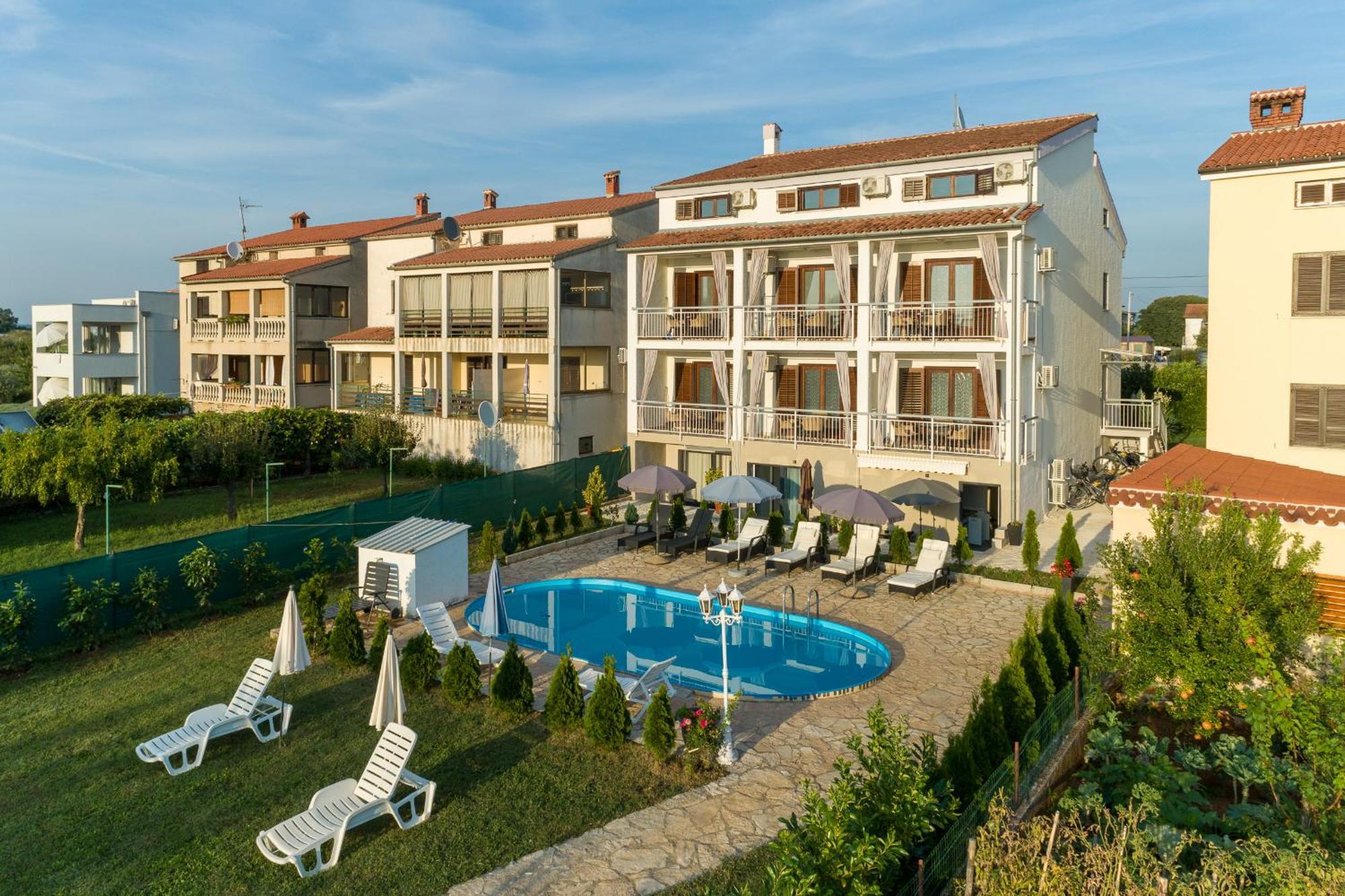 Apartment-Haus Wolbeck Пореч Экстерьер фото